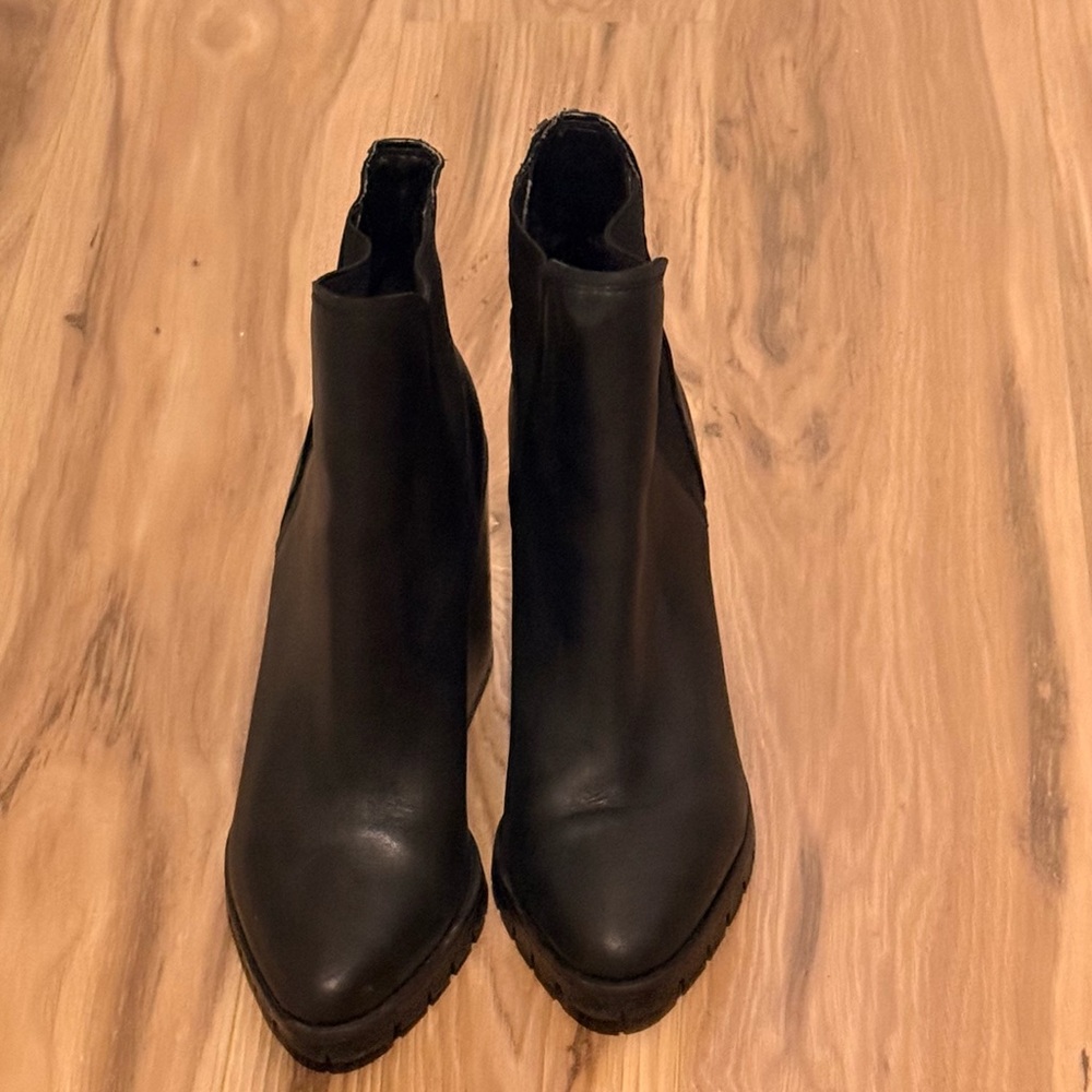 Sam Edelman Pointed-Toe Ankle Boot - Picture 3 of 7
